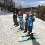Dzieci na nartach