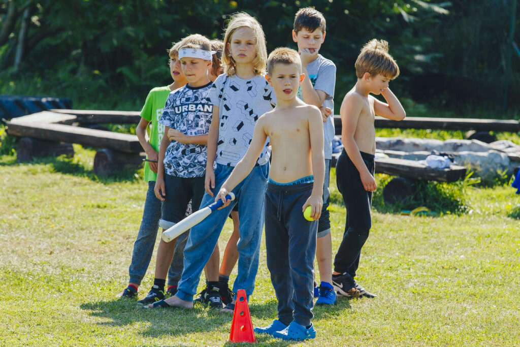 gry i zabawy na powietrzu baseball